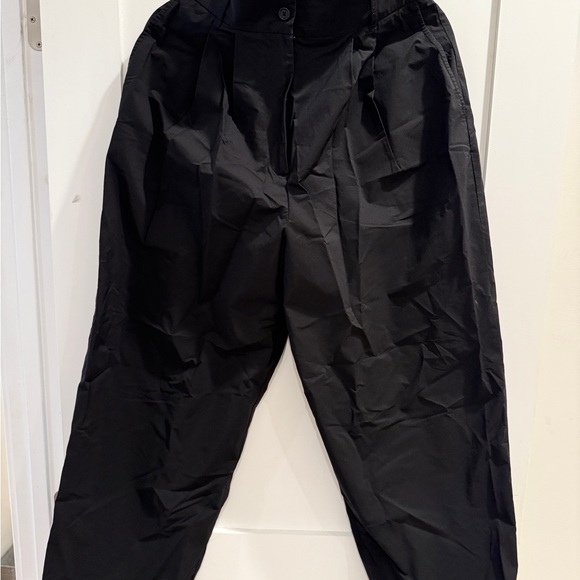 Reformation x Laura Harrier | Danielle Parachute Pant Black - Picture 5 of 7